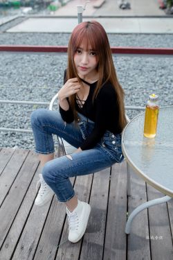 若菜亚衣